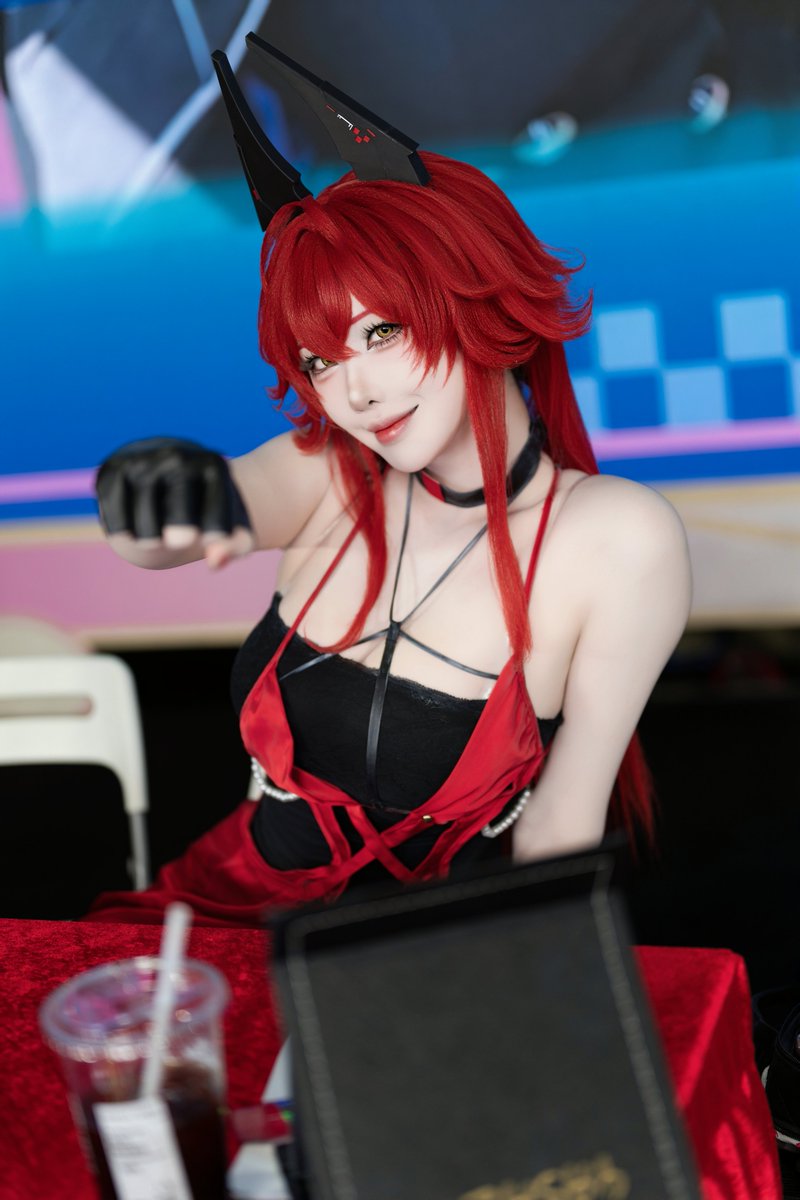 Hymn__TO__Life's tweet photo. 26.10.5
GODDESS OF VICTORY: NIKKE
Red Hood 
M.야살님(@Yasal_170)
#NIKKE #勝利の女神 #GoddessofVictoryNIKKE #RedHood #cosplay https://t.co/caaY5UDiLC
