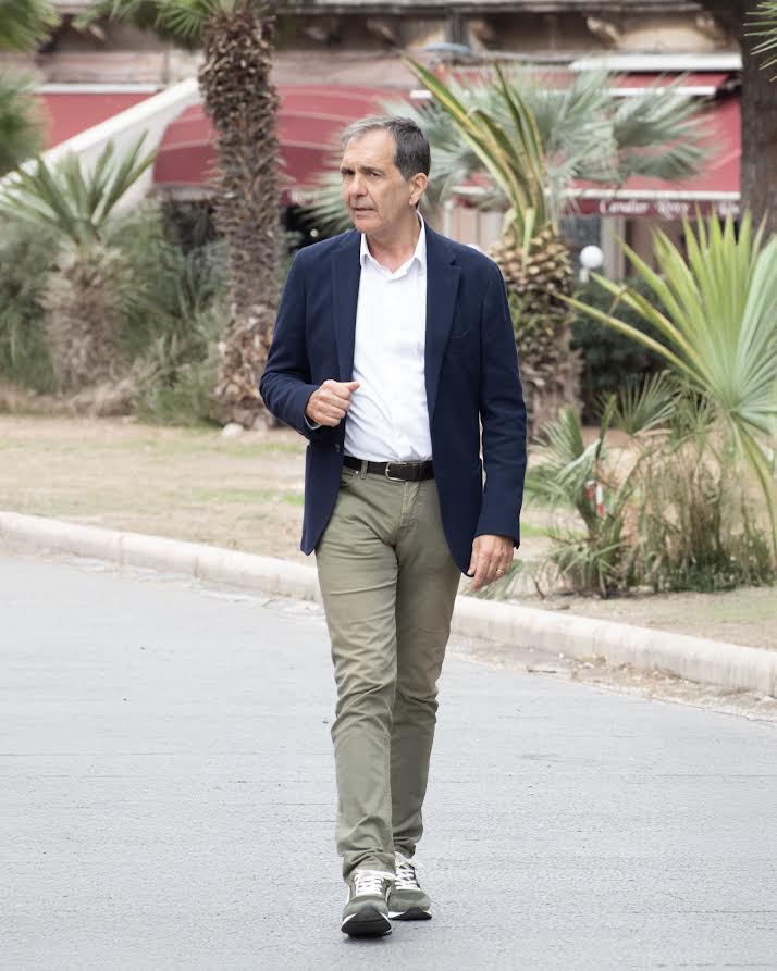 ComunediCatania's tweet photo. Rifiuti: appello del Sindaco ai gestori di Case Vacanze e B&amp;B per una città più pulita e decorosa https://t.co/0LgZ5OiJCS https://t.co/OCQVln8WlQ