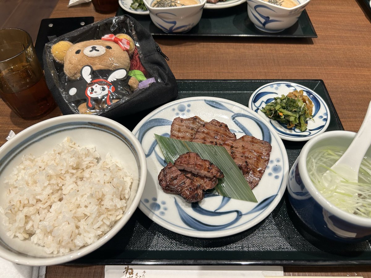 K_milk_kee's tweet photo. 私のライブがやっと始まりました！
無事に一ヶ所目が終わりました✨
皆様に構っていただき感謝😭
やっぱりライブは良いね！楽しいね！
次は福岡でお会いしましょう☺️
まったね〜👋 https://t.co/TE7PPs5xGc