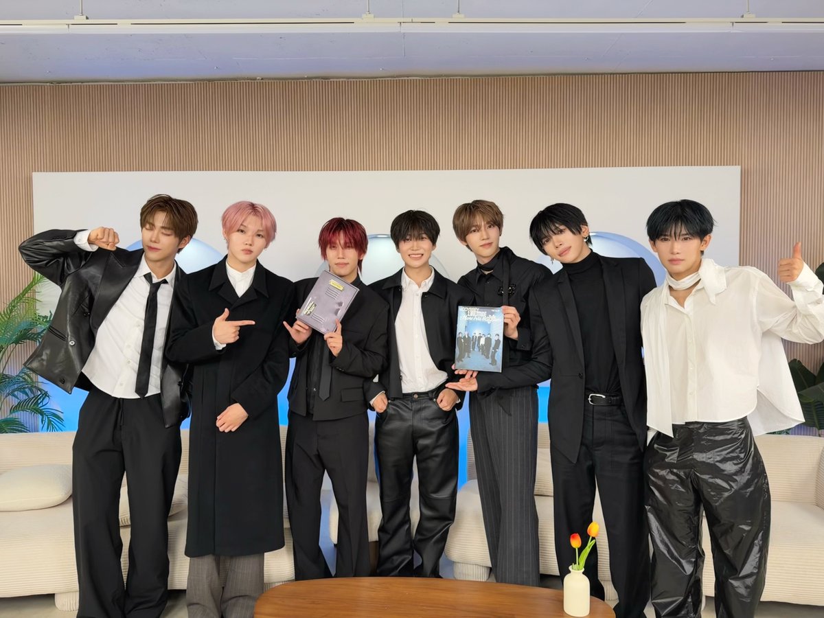 MODYSSEYWORLD's tweet photo. [📸] 261012
MODYSSEY The 1st EP [2.Multitude: How We Bloom]
COMEBACK LIVE

MODU들 너무 보고 싶었어요 🖤*·˚
이번 활동 놓치지 말고 지금 바로 타! 주세요🪽

#MODYSSEY #모디세이
#Multitude #HowWeBloom
#타 #CANYOUHEARTHAT https://t.co/AZXMQ5NxF3