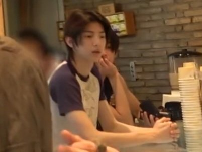 cae_lilii's tweet photo. #keonhoon 👀👀 https://t.co/Uz69DlLxcJ