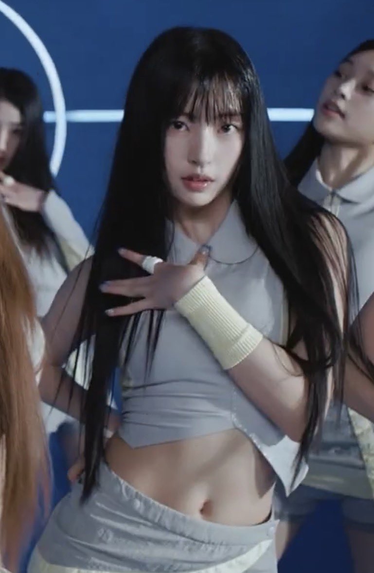 dearmyrada's tweet photo. 생머리진짜좋은느낌을준다 https://t.co/Yqkau0nfi2