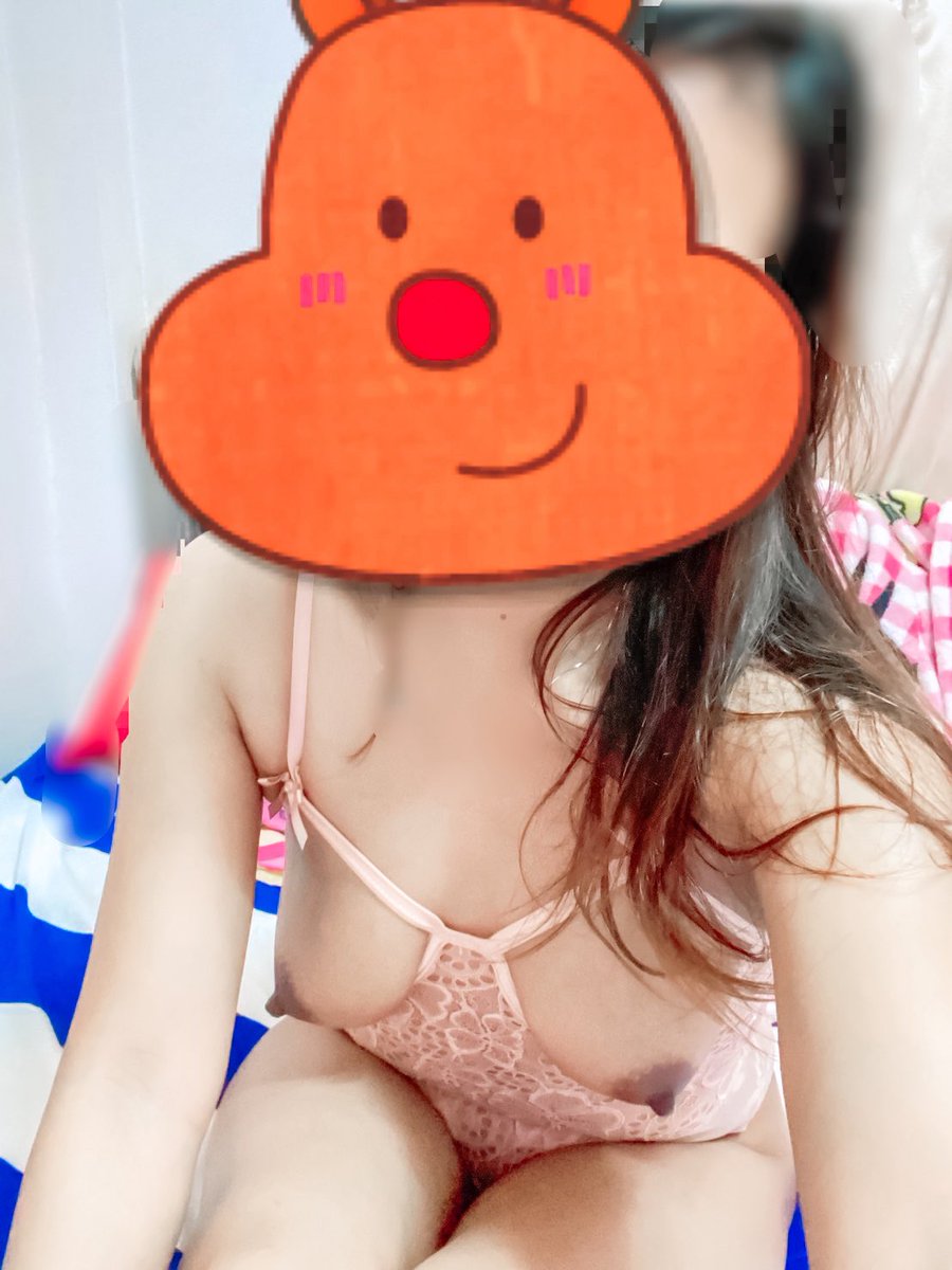 ae_love69's tweet photo. ผู้ใหญ่ใจดีหายไปไหนหมดคะ https://t.co/QoYW0U67HE