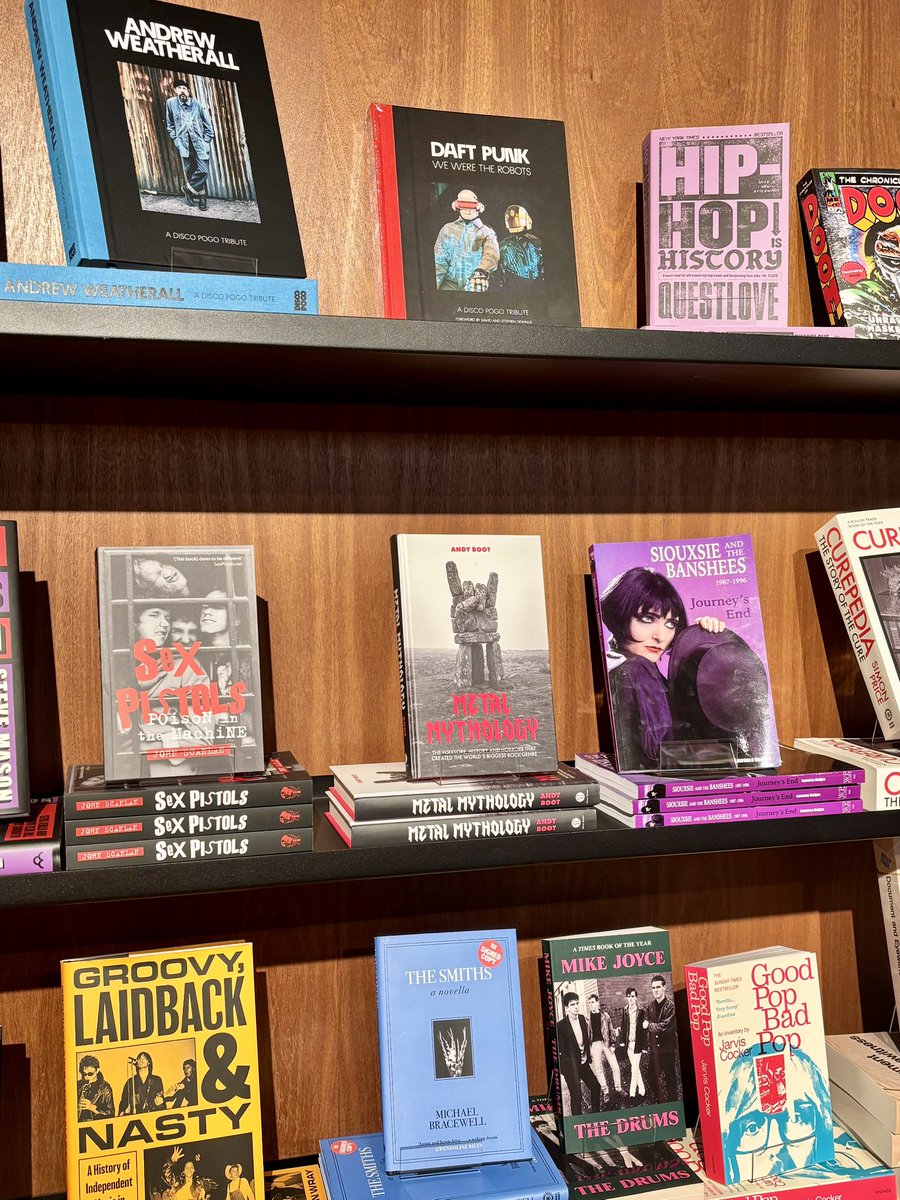 TheMirrorBooks's tweet photo. New on the bookshelves of @RoughTrade 

Metal Mythology by Andy Boot 🤘 

A deliciously-dark deep dive into the Heavy Metal music genre and the history of the folklore which inspired its music 📕 https://t.co/QWJo1RaVra