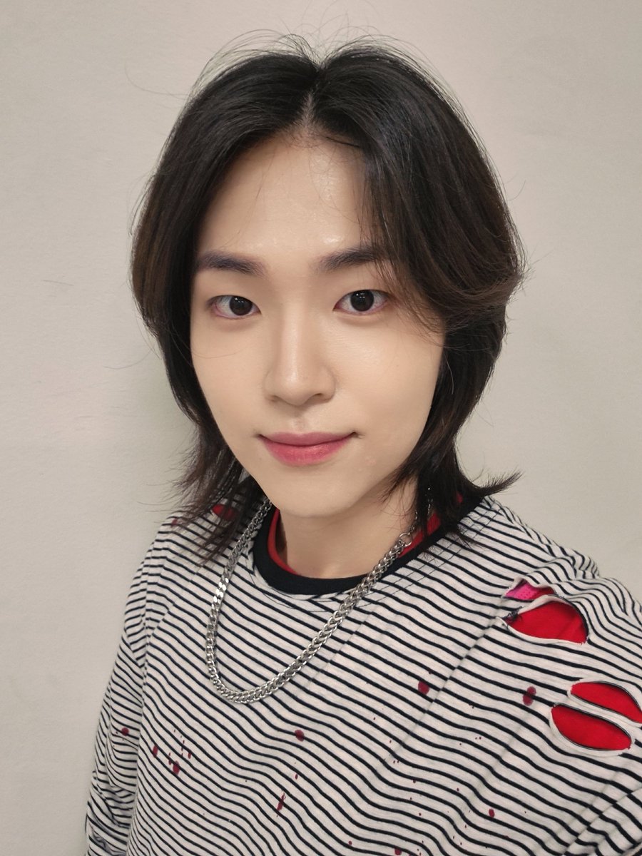 catch_theyoung's tweet photo. 한주의 시작 이번주도 화이팅이다!!
#캐치더영 #CATCHTHEYOUNG #CTY
#강산이 #SANI https://t.co/QKnM6RIb5M