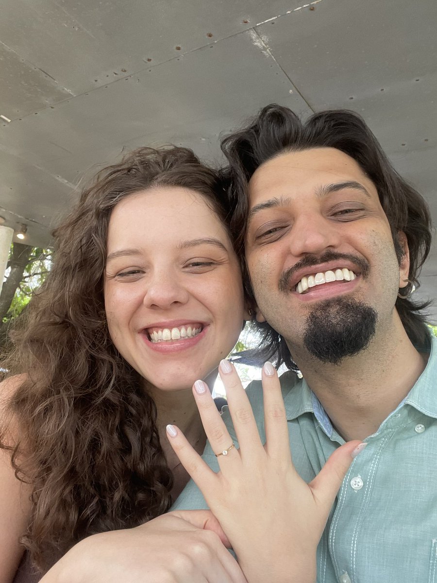 jooooootape's tweet photo. Vou casar com o amor da minha vida!!! ❤️❤️❤️ https://t.co/wnCkHgrIPS