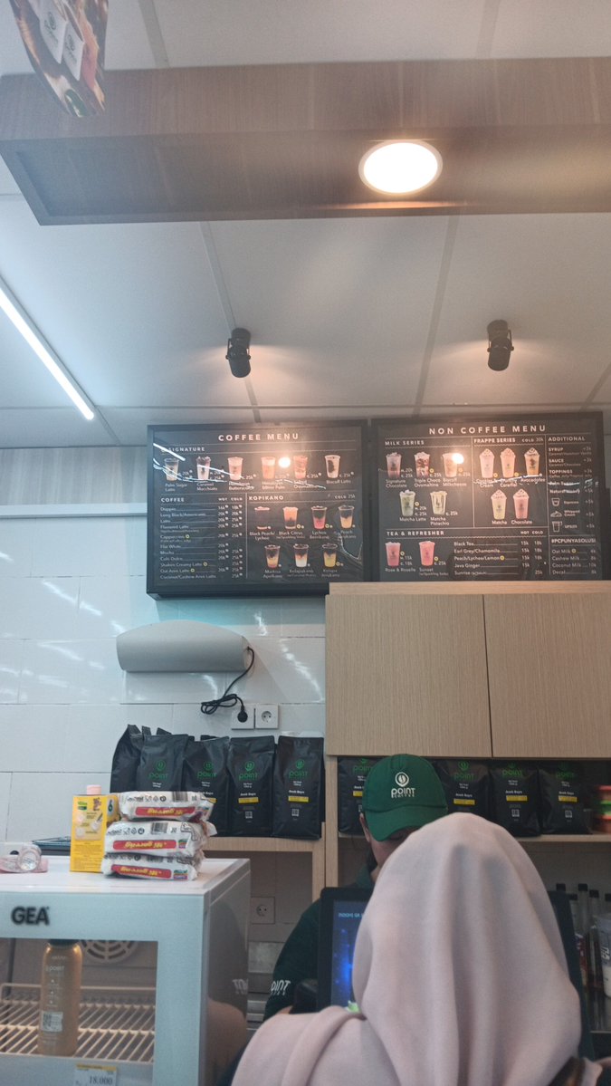nycto404's tweet photo. Ternyata pacar sendiri lebih enak drpd selingkuhan 🫰🏻 I LOOooOVE point coffee 🥰 https://t.co/mTQCwhZczx