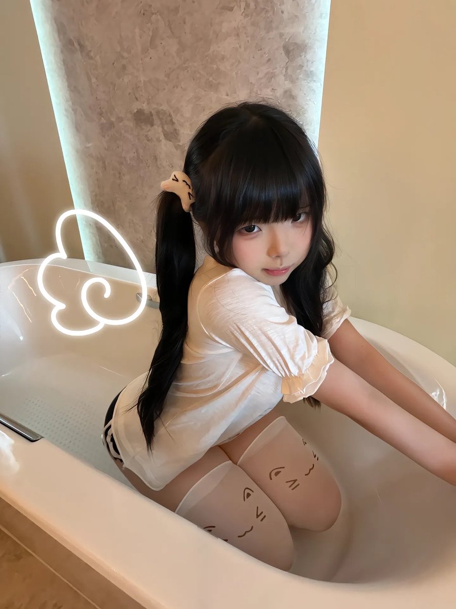 zyaire_5's tweet photo. @Sexytodashu https://t.co/GdapgBxMfw