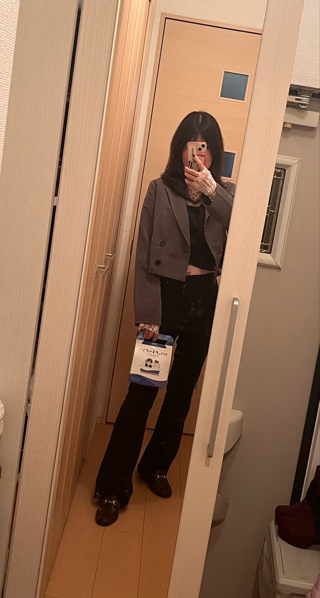 dear_soiree's tweet photo. 参戦服おそろジャケットコーデです。 https://t.co/DzFkW61OD9