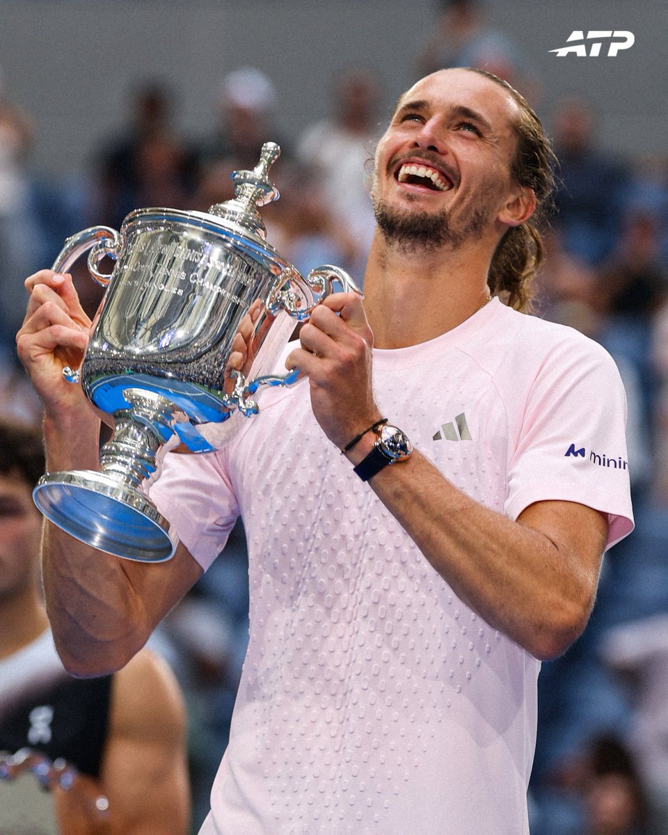 atptour's tweet photo. Sascha is guaranteed Year-End No. 1 ✅

Check out five fast facts about his journey to get there. Some might surprise you 👀👇

https://t.co/HBVvToO4T4 https://t.co/FeTiRHQz8c