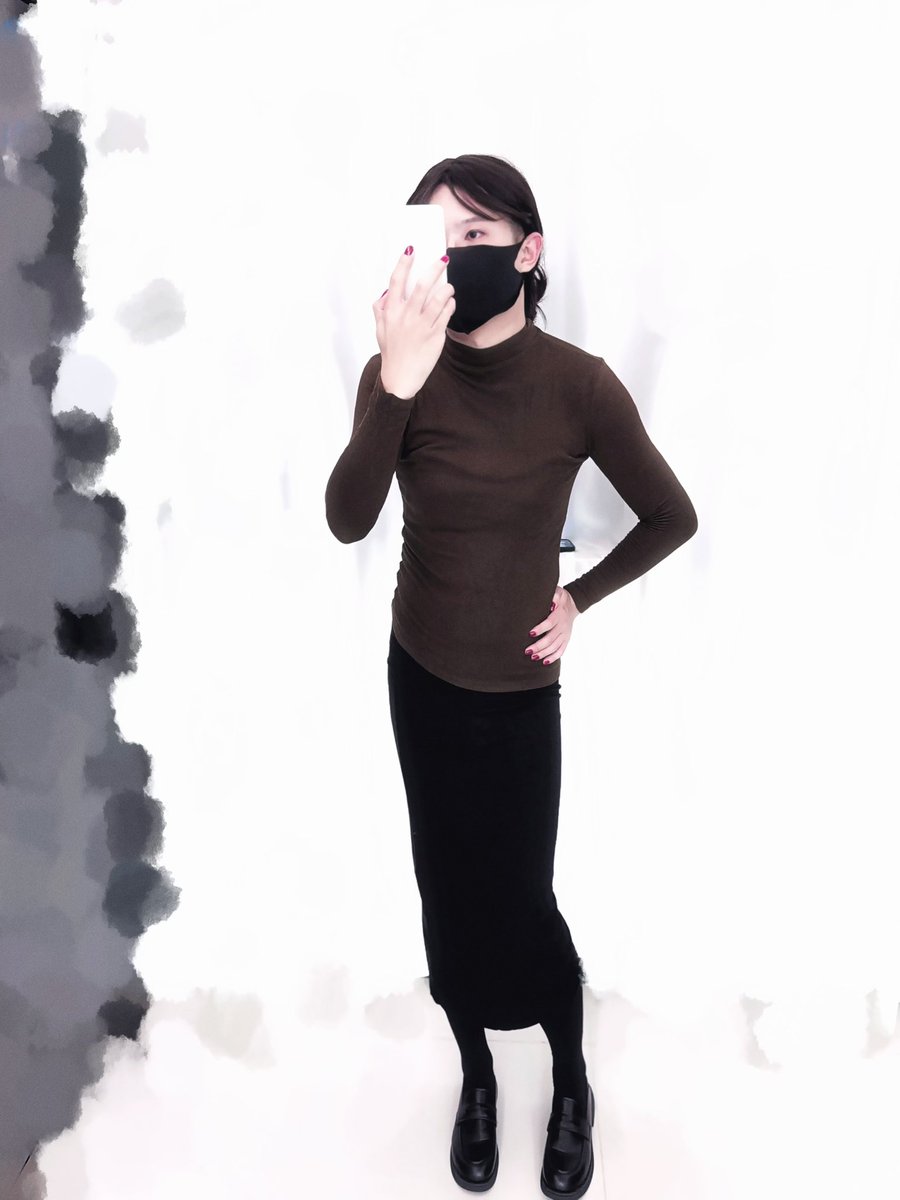JellyInKitty's tweet photo. 最近得了种一穿女装jj就变大的病，在线等医生 https://t.co/rBnRBq6UTa
