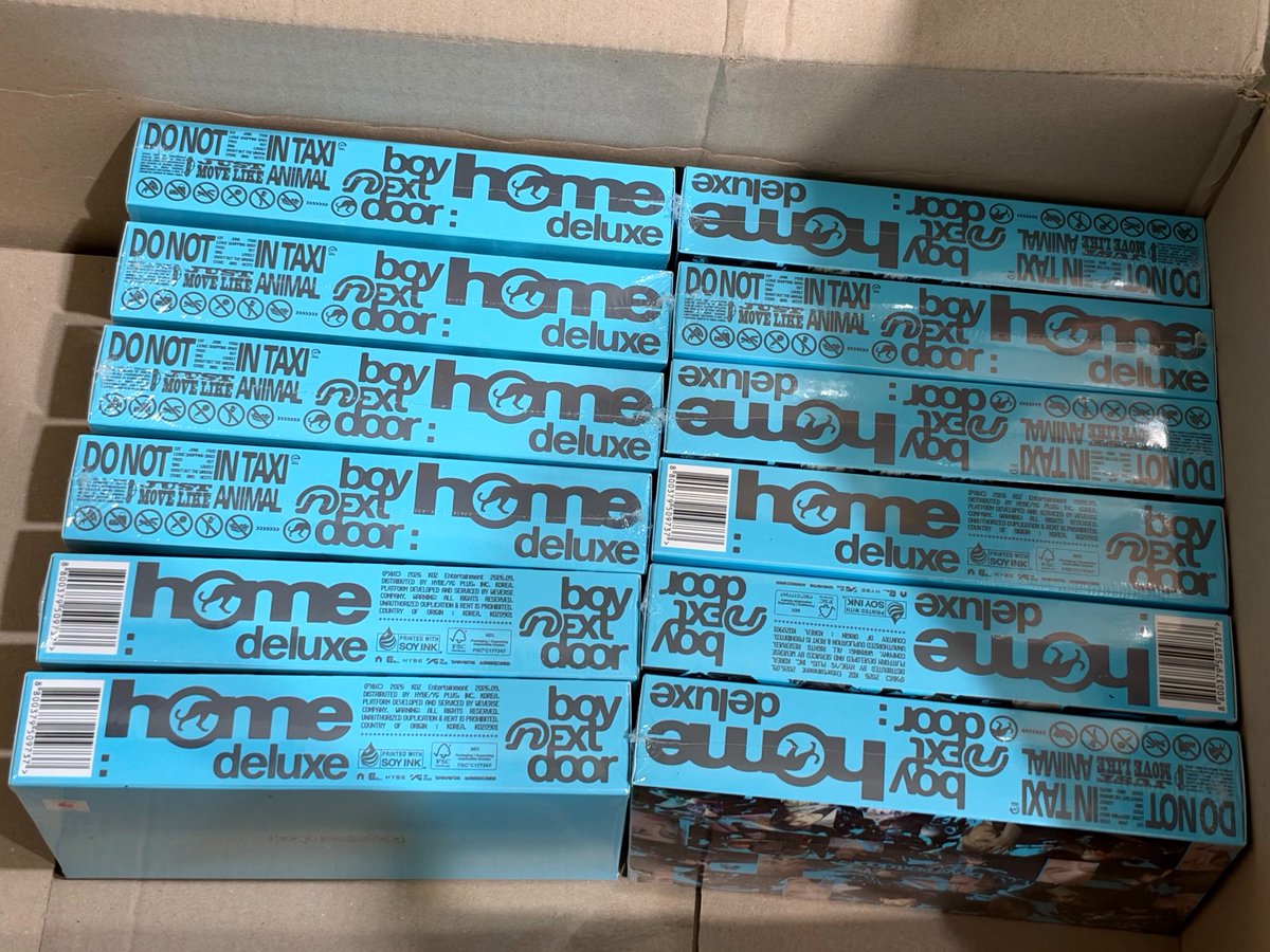 fern_meeju's tweet photo. พร้อมส่ง บั้มใหม่ ไม่แกะ 

1st Studio Album Repackage [HOME: DELUXE]   Weverse Ver.

ราคา บั้มละ 200 บาท 

สนใจทัก DM ได้เลยค่ะ
#ตลาดนัดเด็กข้างบ้าน 
#ตลาดนัดboynextdoor https://t.co/zgQPW1qYe1