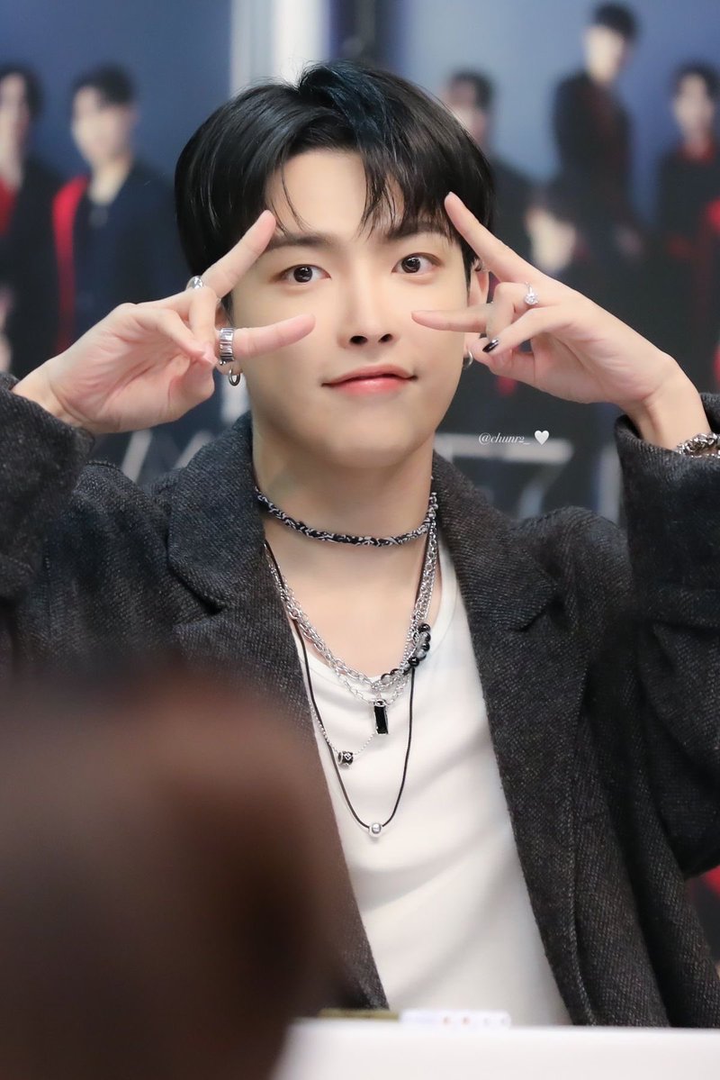 hongjjuni117's tweet photo. https://t.co/P8R1P72xtw