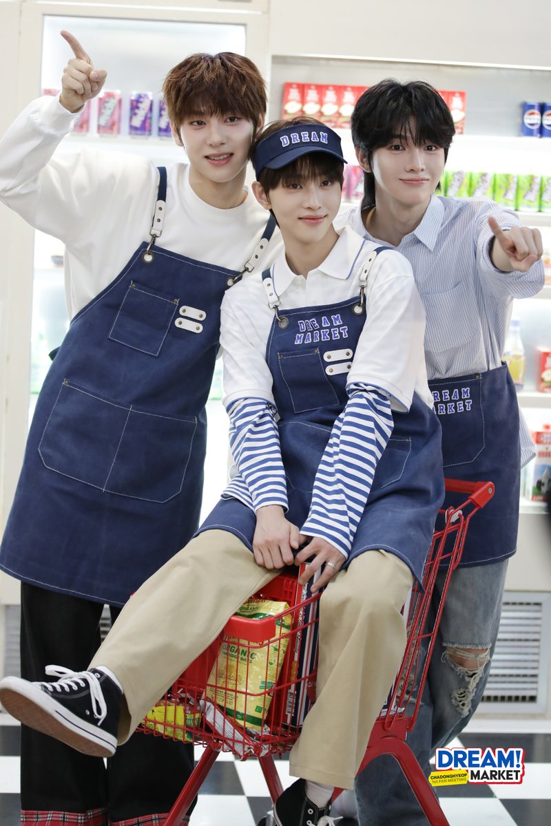 DRIPPIN's tweet photo. [📝] [Behind📸] <DREAM! MARKET> POSTER&amp;VCR 🛒 | 차동협(ChaDongHyeop)

💓 https://t.co/k3ETbzyr7g 

#차동협 #ChaDongHyeop 
#드리핀 #DRIPPIN
#DREAMMARKET https://t.co/cfqBfbzSov
