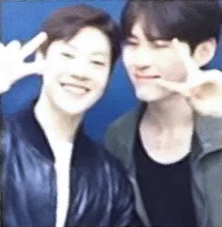 myseokryudan's tweet photo. "how is he?"                         "he's still with me" https://t.co/mooU1qAjpN