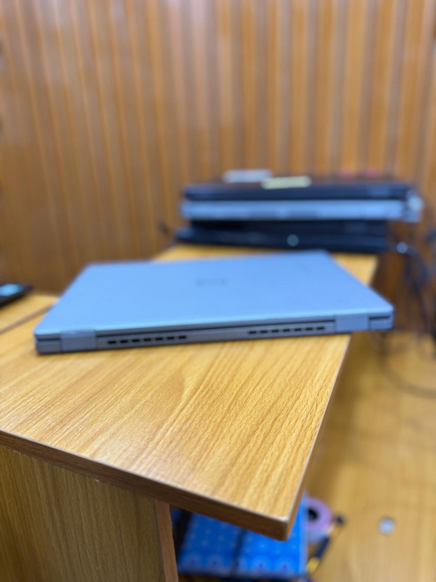 _ObaOkikiade's tweet photo. Dell latitude 5320
Intel Core i7-1185G7
16gb ram
256gb ssd
Fingerprint
Intel Iris Xe graphics
11th generation
1920x1080 13” FHD Display

450k only

Pls RT 🙏🏾⚡ https://t.co/EJ3OA1bQMF