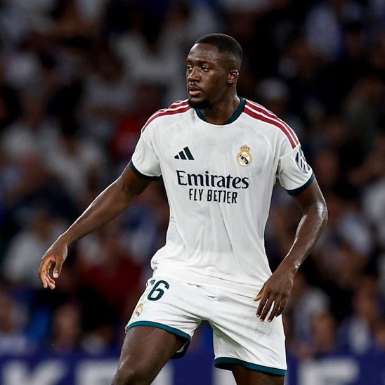 MadridXtra's tweet photo. 🚨 BREAKING: Real Madrid believe they will WIN the appeal for Konate’s yellow card.

The replay shows he clearly did not touch the player. @diarioas https://t.co/09aICvPWD5
