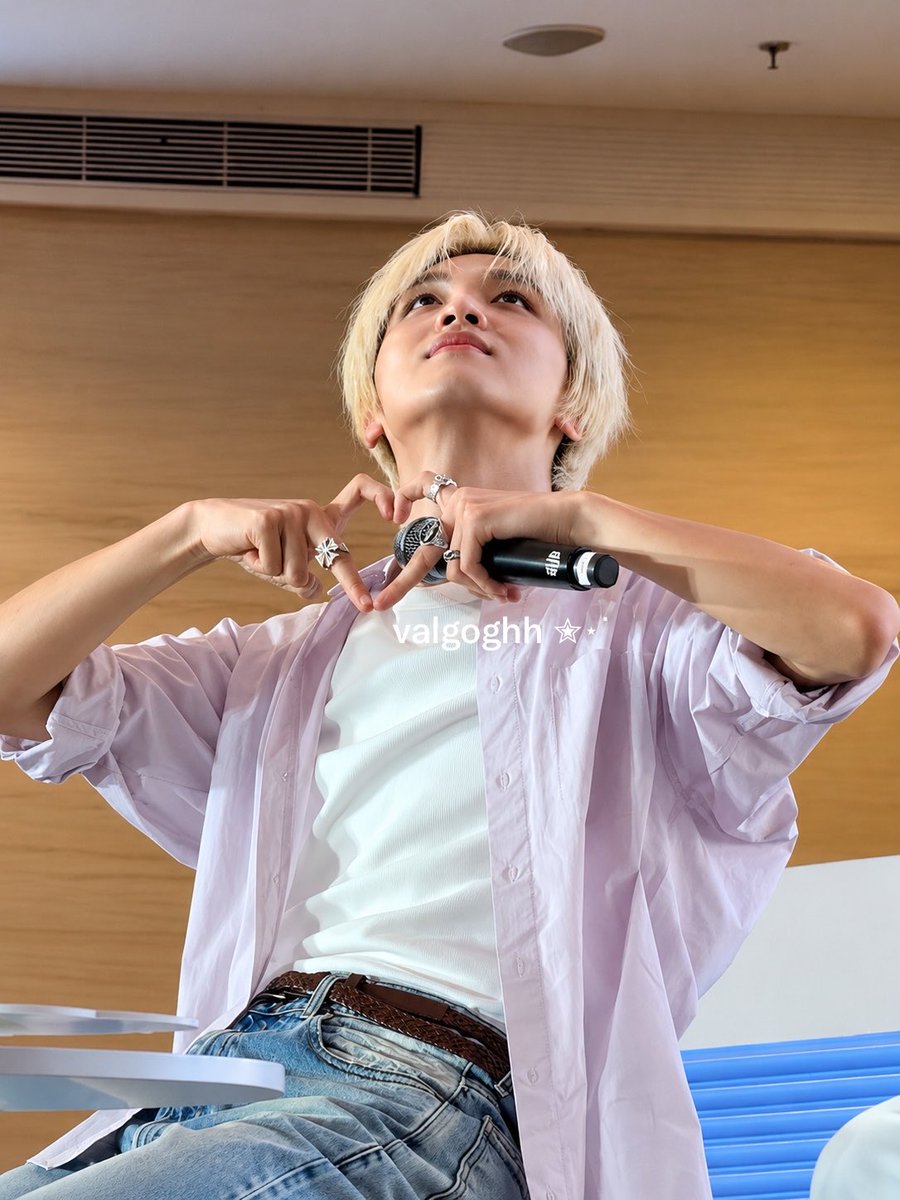 valgoghh's tweet photo. 261012 #해찬 #HAECHAN #해찬이와시즈니 #HAECHANxKopiKenangan https://t.co/iOXBbHXcnm