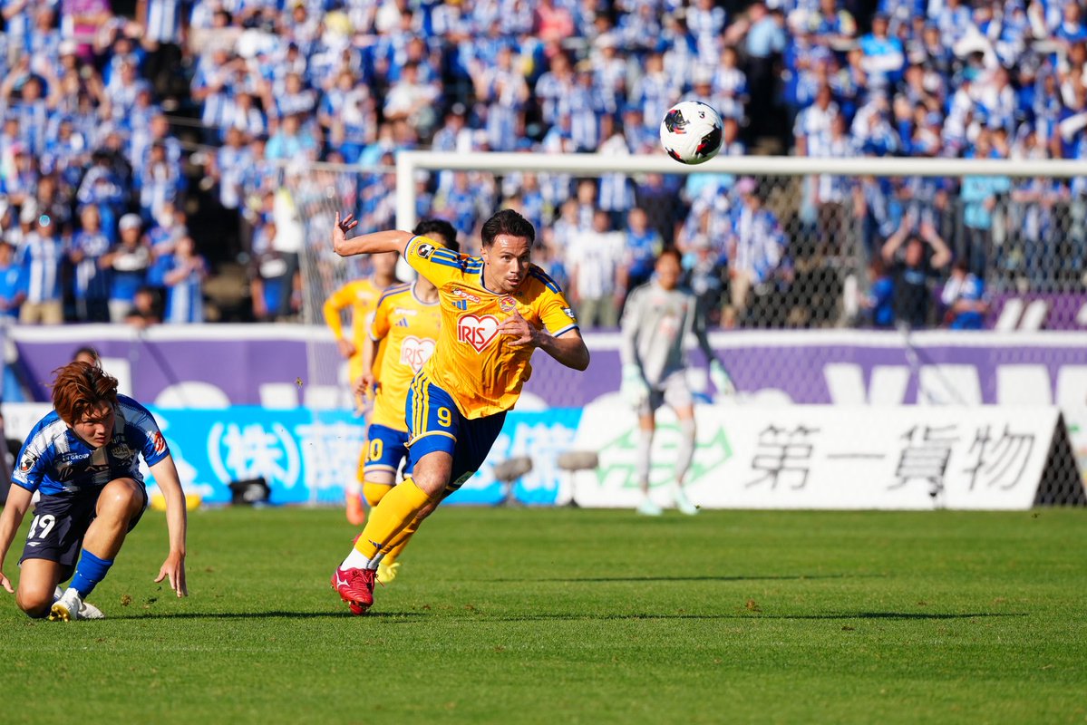 Ko_Gluyas's tweet photo. Nothing beats a derby win.
Love VEGALTA🦅 https://t.co/7ijeCwYd29