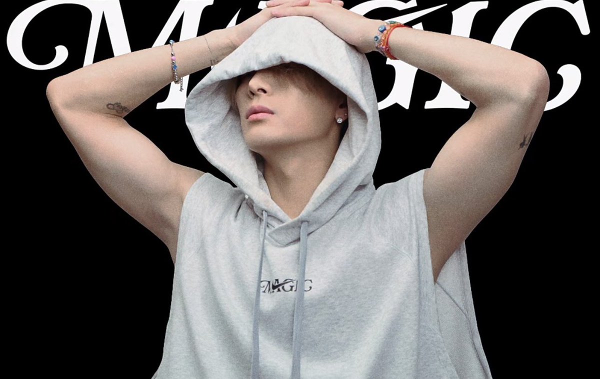 rainbow_tatar's tweet photo. NIKE JORDAN X MAGICMAN คือพอได้จับโฟนอีกทีแจ็คสันก็พาเราไปดาวอังคารละ ค่ดจะเริ่ดอะพี่ให้เลยว่ะ ฮีจะพาเราไปดาวดวงไหนอีกวะ #JacksonWang https://t.co/UjMbCVc0BH