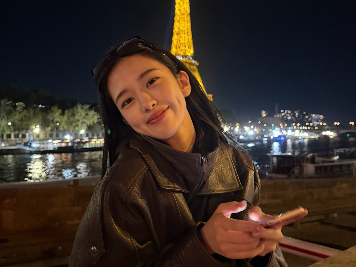 yuuzjin's tweet photo. Oh, how I’d love to go to Paris again https://t.co/VMAFknUb7g