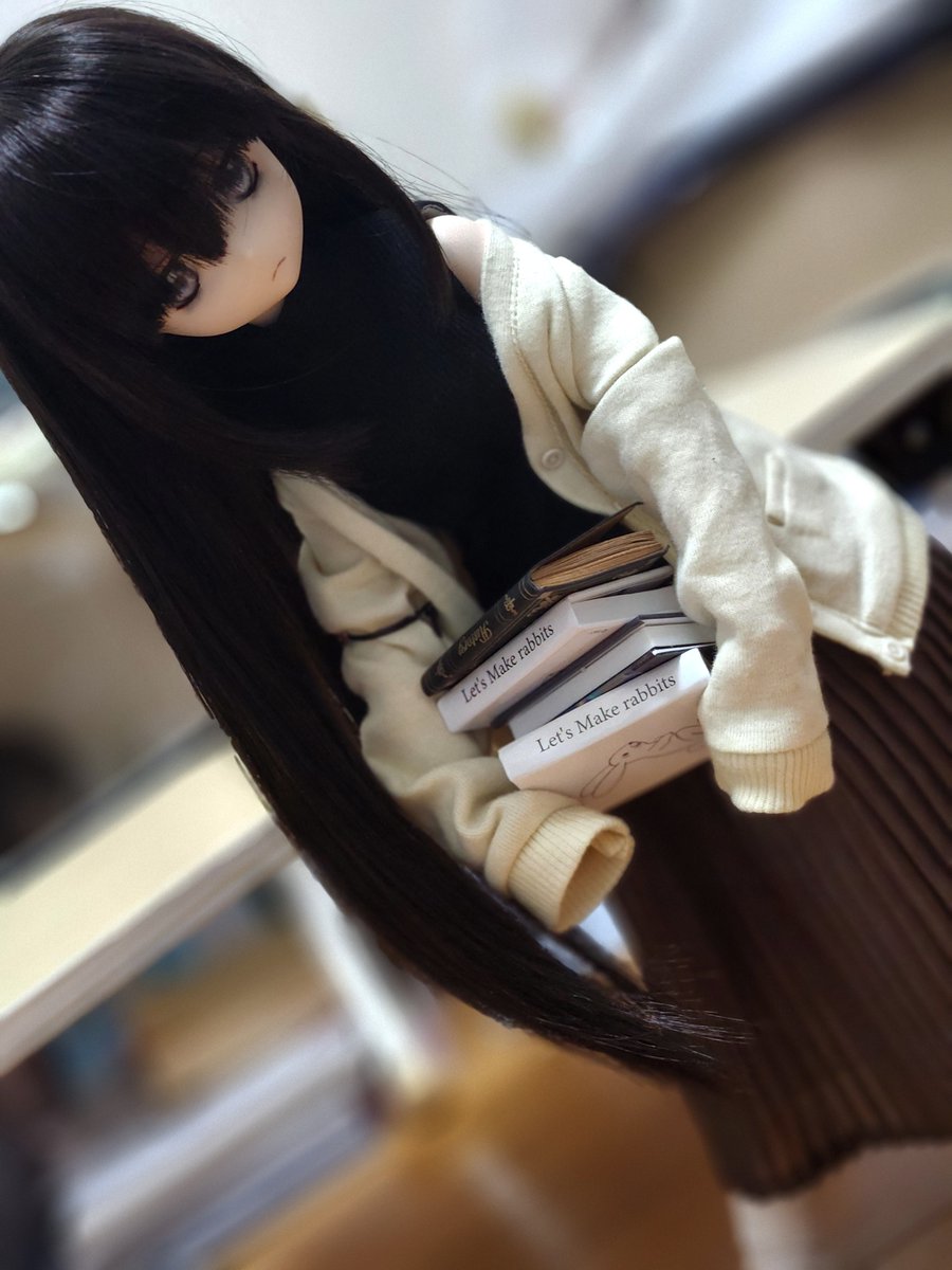 ikr_oomri's tweet photo. 重そうですね。可愛いね。 https://t.co/2yHrPzX4Xw