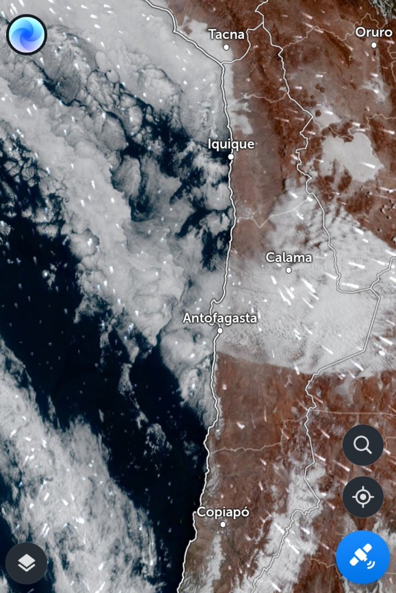 animalistanorte's tweet photo. #Antofagasta sobre la ciudad esta pasando una corriente en chorro con vientos fuertes que afectara cordillera, pre cordillera y cord costera, esta corriente atrae y arrastra nubes medias del mar las azota contra el continente como resultado puede causar llovizna/lluvia débil https://t.co/p73yX2RRfo