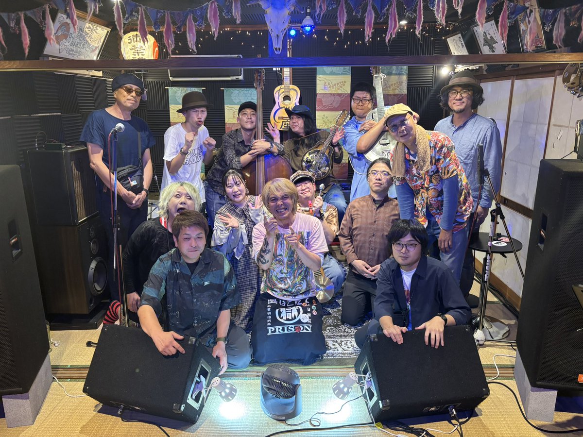 hidehisa5's tweet photo. ちどり座でnajime eishou&amp;秘宝館ライブでした！対バンの皆さんありがとうございました〜 https://t.co/98ZFnAoVqW