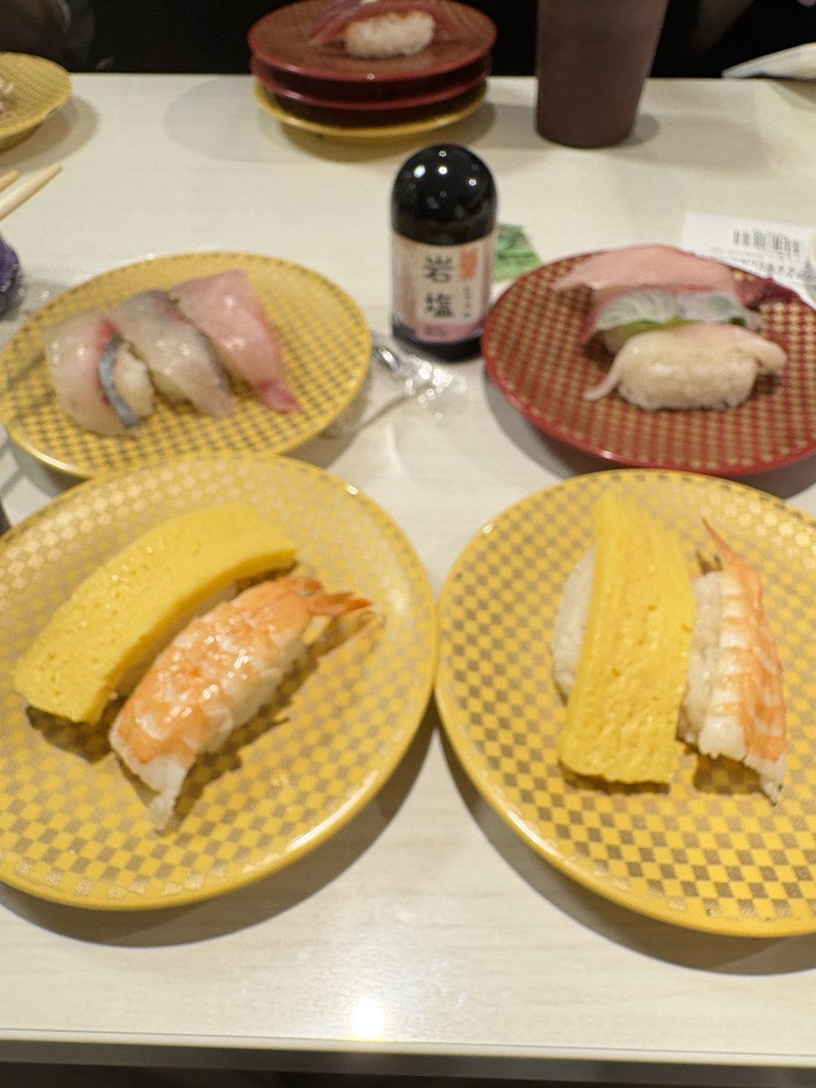 TakuFreeFree's tweet photo. 朝ラーメン→秋葉ギルド→寿司オフ→大宮ニコバー

中々ハードな一日やなw

※寿司オフでもビール飲んでます笑 https://t.co/WdMCmzZ4oD