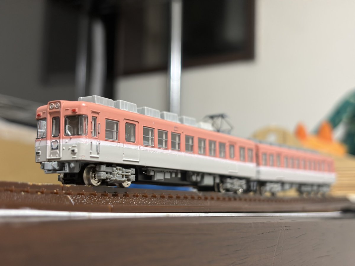 Ketama8001's tweet photo. #けーたま重機整備 
シマハイ電鉄4080形、落成…🏝️🦊
一畑電車2100形を種車に製作しました〜
2両編成4つドア、クーラーは片方の先頭車側に8基、パンタグラフは1基と4081「シマハイ」を意識しています。 https://t.co/wicoeawmZZ