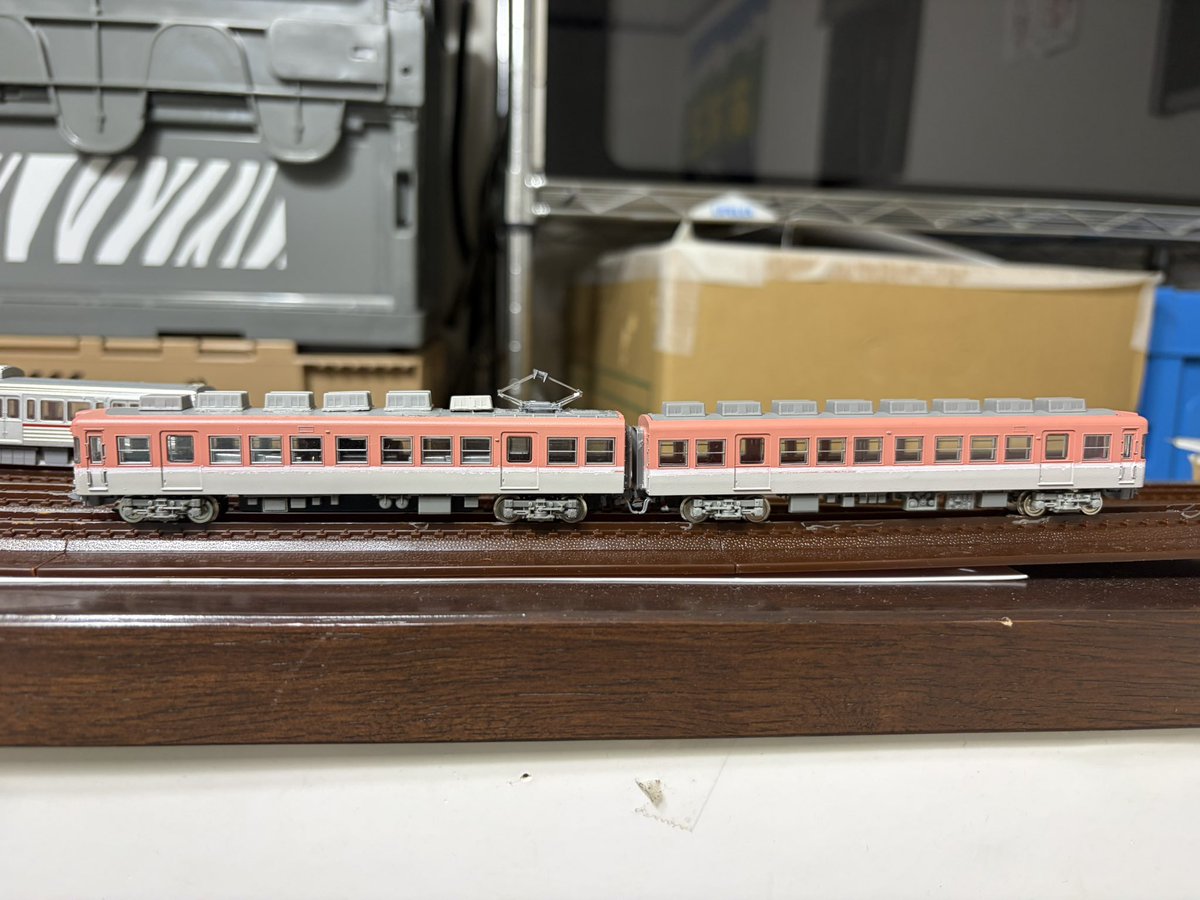 Ketama8001's tweet photo. #けーたま重機整備 
シマハイ電鉄4080形、落成…🏝️🦊
一畑電車2100形を種車に製作しました〜
2両編成4つドア、クーラーは片方の先頭車側に8基、パンタグラフは1基と4081「シマハイ」を意識しています。 https://t.co/wicoeawmZZ