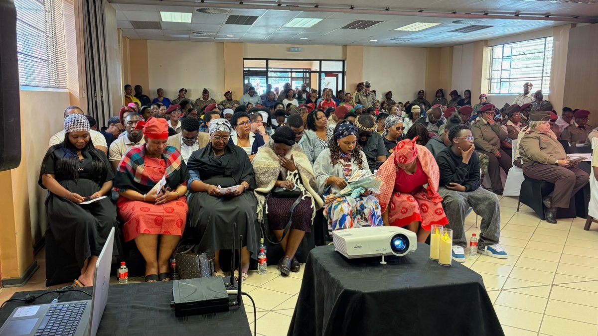 SANDF_ZA's tweet photo. On 8 October 2026, 3 Military Hospital held a memorial service for Captain Mfanyana Shabalala, a high-care nurse who passed on 30 September 2026 after a short illness.
https://t.co/ehJ5rzXnCy
#SANDF
#SAMHS
#TowardsMilitaryHealthExcellence
#RIPSASoldier https://t.co/1y53fULbap