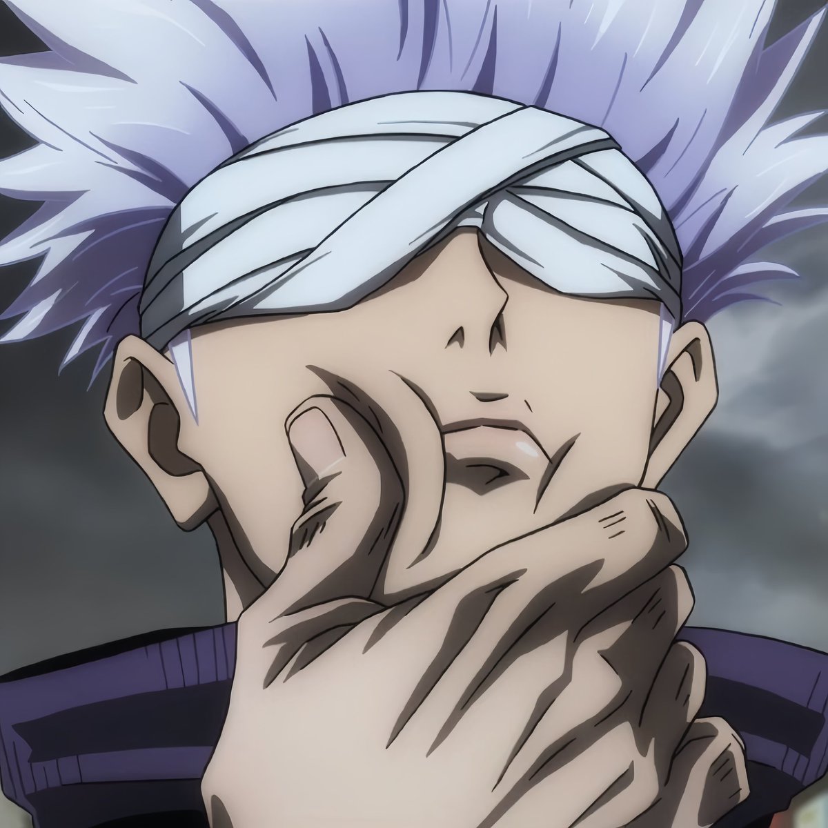pawstoru's tweet photo. can’t get over how huge his hands are https://t.co/bxa64lWhfA