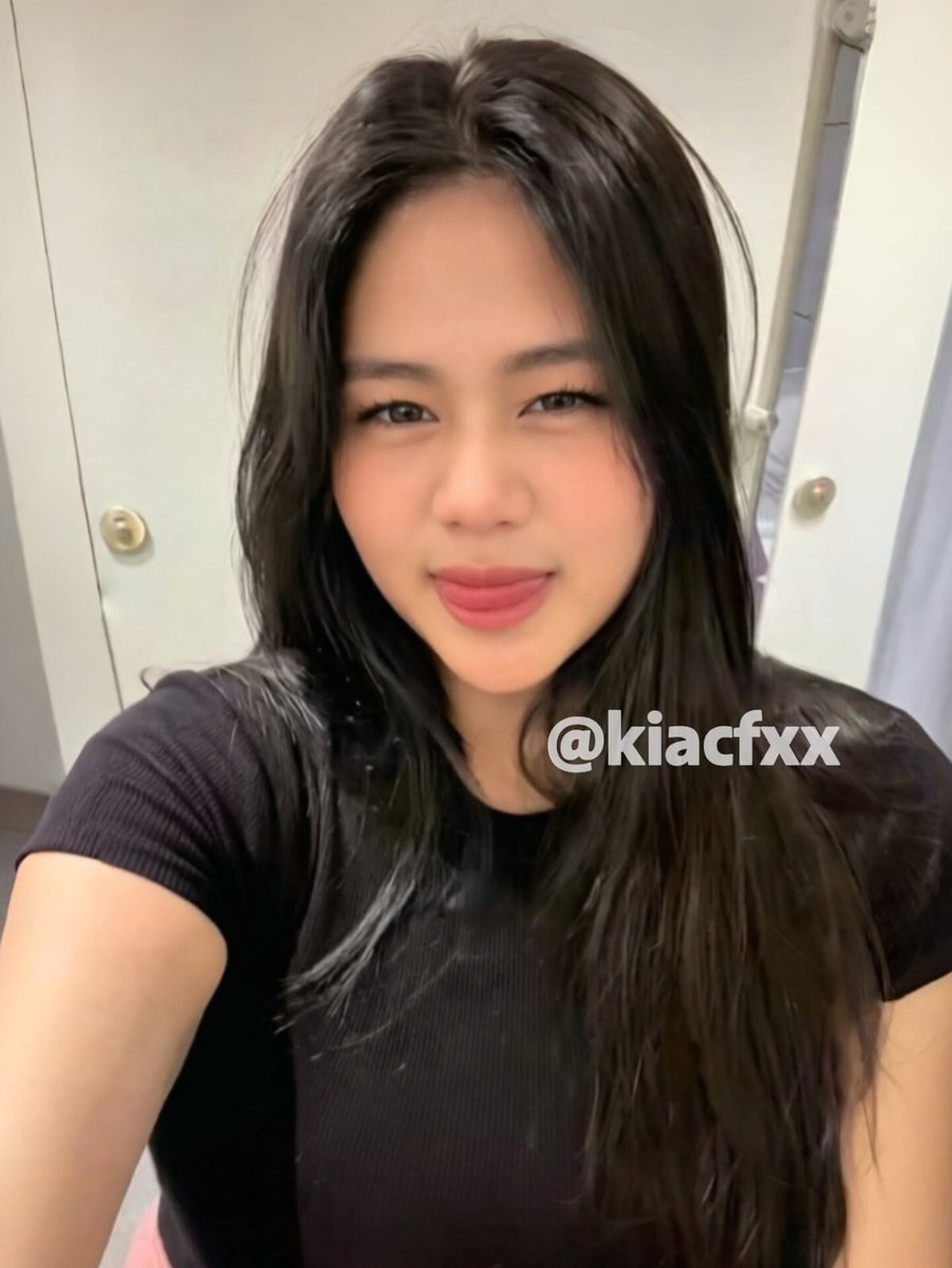 kiacfxx's tweet photo. gemoy emang susah di skip
https://t.co/fAgQvFXk3T https://t.co/kg6l8EjPBe