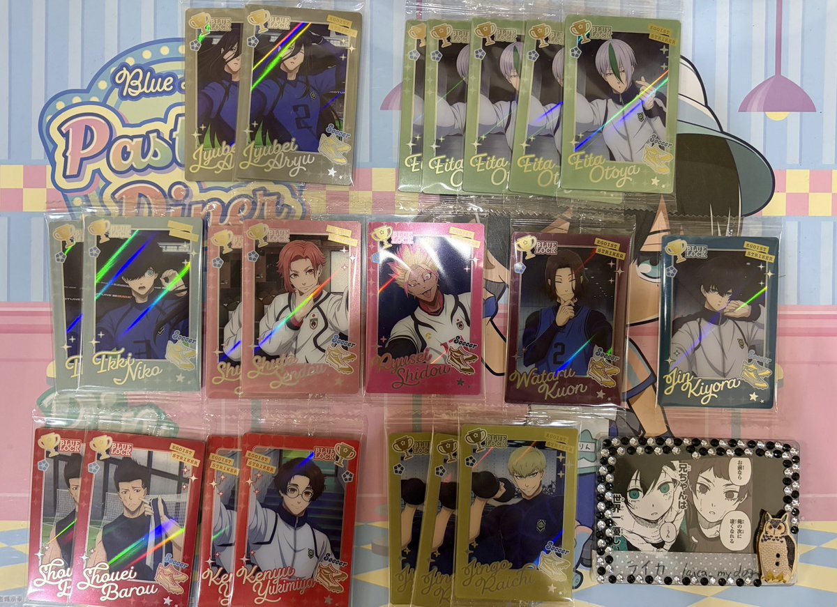 laica_mydog's tweet photo. 【交換】 ブルーロック ウエハース

譲:画像1,2

求:☆黒名1(コンプ分) ER國神1(友人分) 
     決まり次第→ 凛 冴

☆決まるまで☆含むお取引のみ
ERにはO,E複数提供可能
郵送は2枚から https://t.co/PYncAZcsLY