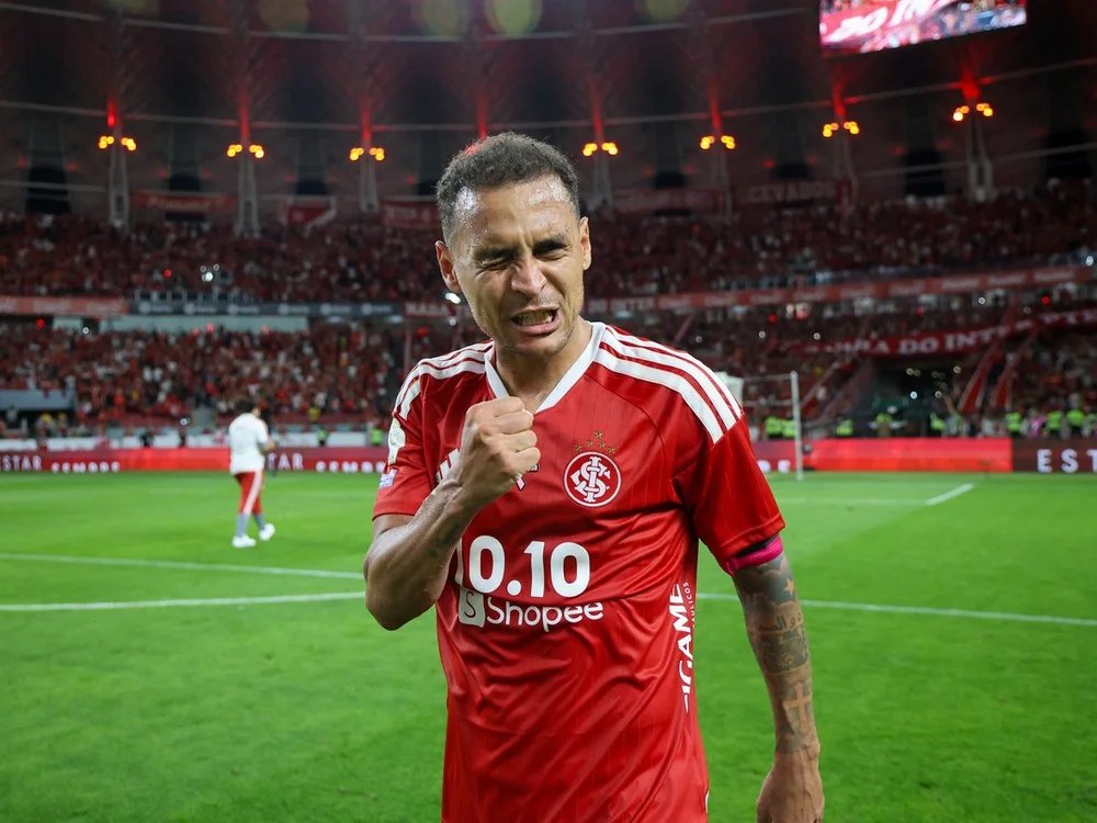ultimasinter's tweet photo. Péssima notícia: Alan Patrick fora do jogo contra o Mirassol.

Espero que possa voltar o quanto antes... não temos reposição, Calebe não dá. https://t.co/072k7gu1wm