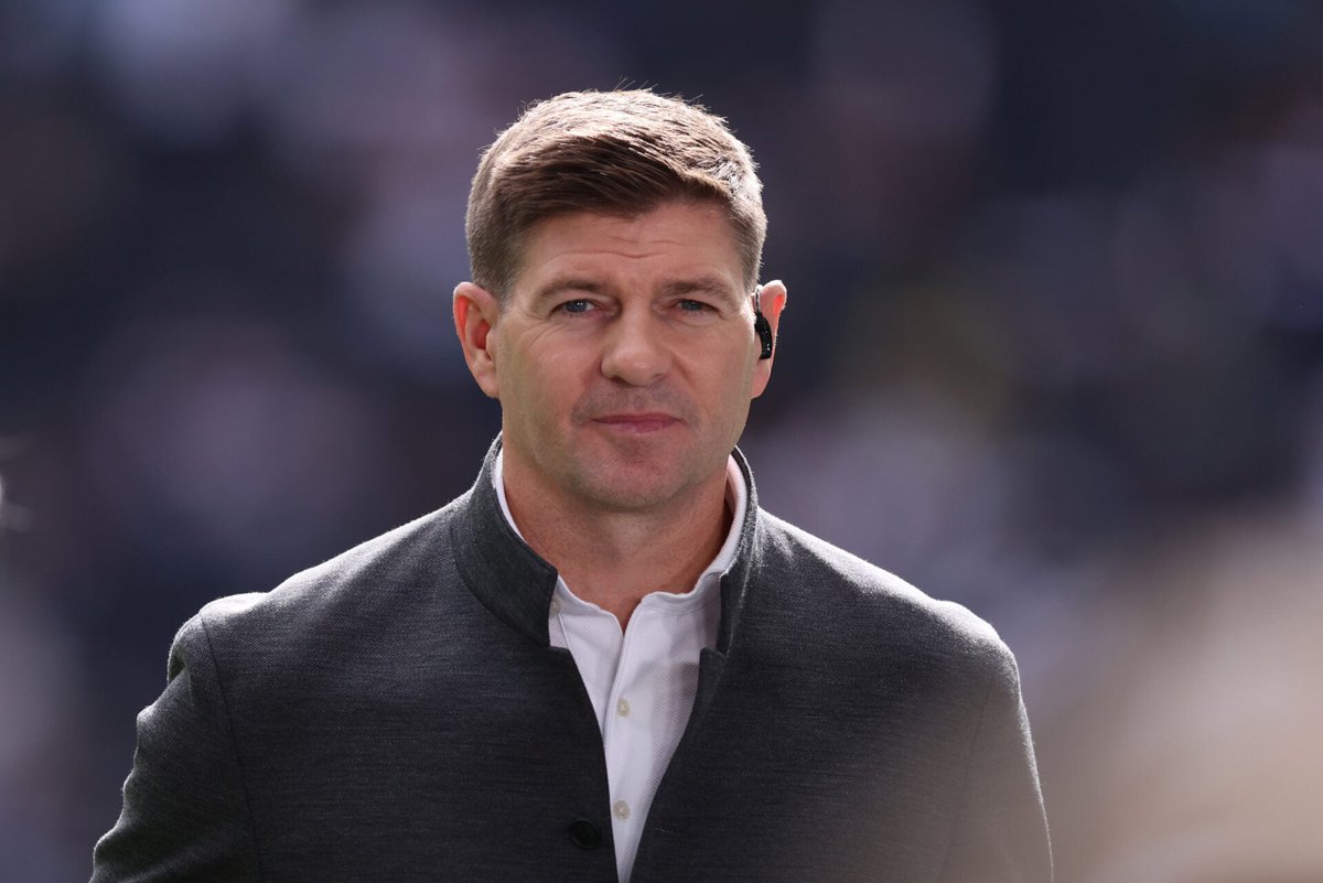 ManCityDotNews's tweet photo. Gerrard missed out on a league title to City by two points in 2014... www.manchestercity.news/steven-gerrard-offers-man-city-view-after-charges-verdict-hes-right-about-one-thing/ #StevenGerrard https://t.co/JOH5C0y0qC