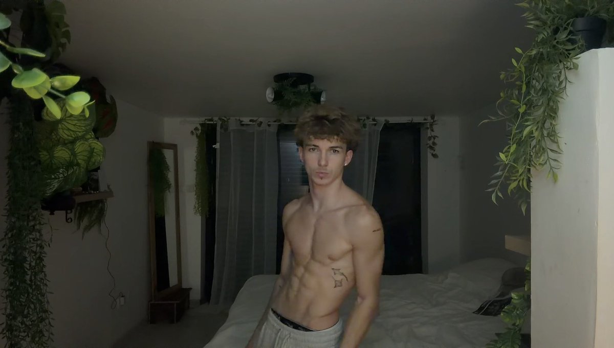 tysonblltt's tweet photo. Nude de tysonbllt : ici : https://t.co/HTkSLfUDjs 🔞

1 repost = 🎁 

N’hésite pas à t’abonnes à mon compte X !! https://t.co/WEHNX8vURz