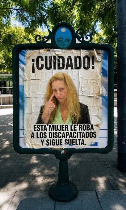 MonicaCaselli2b's tweet photo. @mediceneljefe @inakiigutierrez @EugeniaRolon_ @sharifmenem @rocio_gomezok @Sebaacuna_ok @JMilei PARÁSITOS DEL ESTADO !! SECTA DE PUNGAS!!! https://t.co/j5IbmOM9NR
