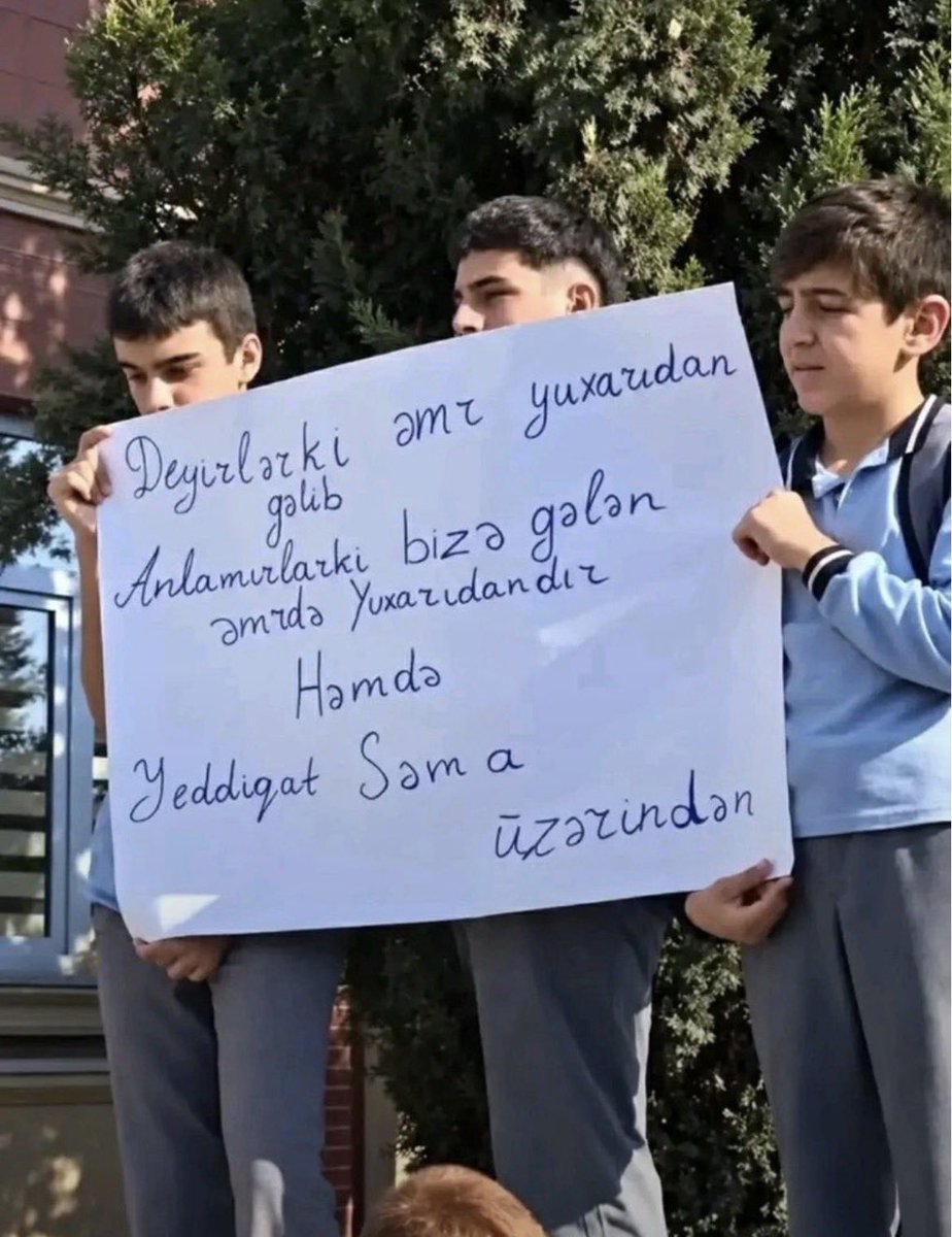 glltsz's tweet photo. "Diyorlar ki emir yukarıdan geldi.
Anlamıyorlar ki bize gelen emir de yukarıdandır.
Hem de yedi kat göklerin üzerinden." https://t.co/oeeDV2wtjW