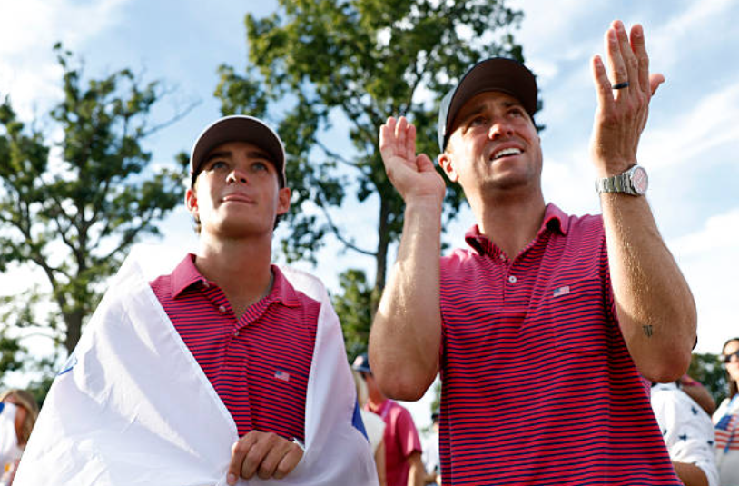 JoshACarpenter's tweet photo. Jackson Koivun and Justin Thomas are two of the participants in this year's Skins Game, along with Wyndham Clark and Brooks Koepka. 

Prime Video on Nov. 27 at 9am ET. @AndrewCatalon on the call with @ColtKnost and @Daniel_Rapaport on course. Total purse is $4M. https://t.co/P1FIzJkhtI