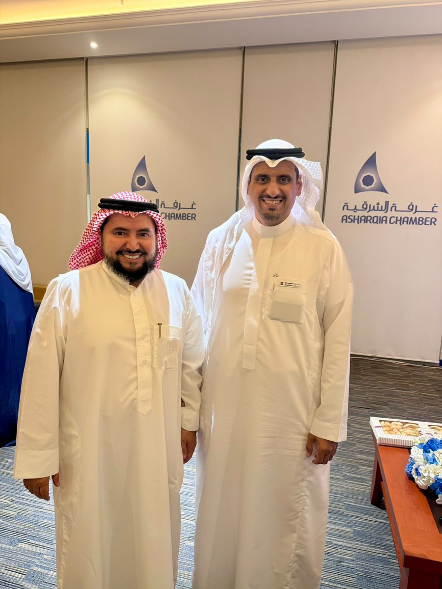 naserfhaj's tweet photo. تلبية لدعوة كريمة من @EjadhSST سعدت بحضور  أمسية رحلة (التعلم من الدراسة إلى التطبيق) والتي نظمتها الجمعية في مقر #غرفة_الشرقية #الجبيل_الصناعية ضمن برنامج "إجادة توك".  كما سعدت بلقاء مدير العلاقات العامة في @Sadara الاستاذ رائف الملحم .
كل الشكر والتقدير لجميع القائمين على هذا النجاح الملموس.