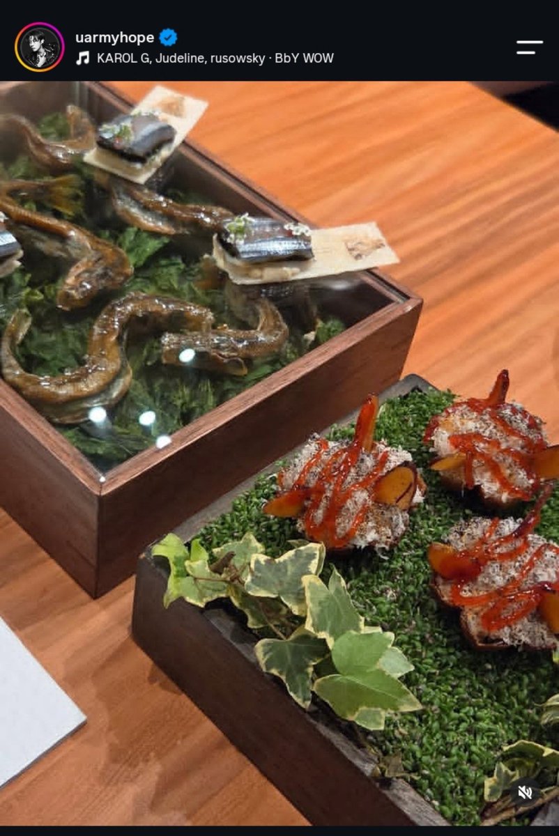for_bangtan7__'s tweet photo. rich people be eating anything man https://t.co/oL0M2Y1CsT