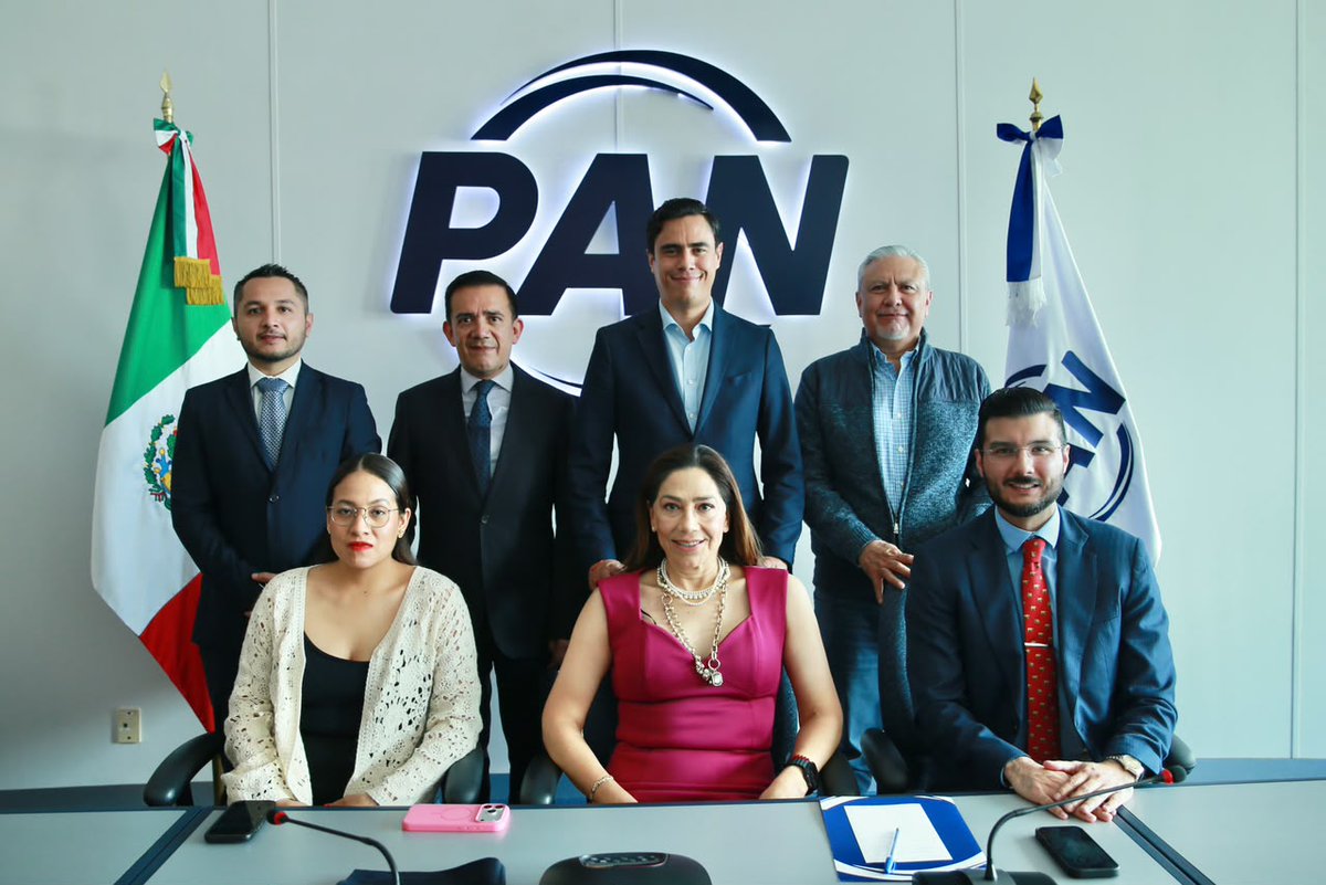 CNPEPAN2629's tweet photo. Hoy, las y los comisionados de la Comisión Nacional de Procesos Electorales (CNPE) sostuvimos una reunión de trabajo con Juan Carlos Martínez Terrazas, secretario nacional de Fortalecimiento Interno de @AccionNacional, y Rafael Palacios, secretario técnico de dicha Secretaría
1/2 https://t.co/VDOMdiba7D