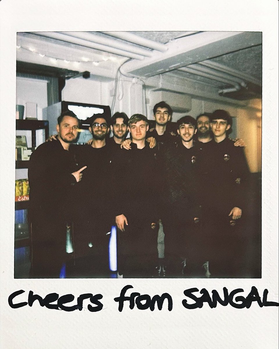 sangalgg_en's tweet photo. Mom I’m in love with them https://t.co/ziYupMcBg3