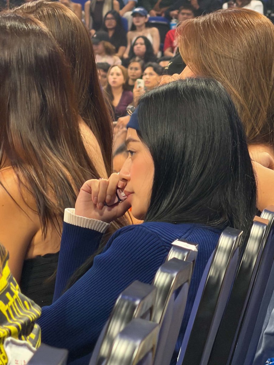 FranciaJoy45278's tweet photo. admiring Bianca from afar. https://t.co/P3aMtpWLo9