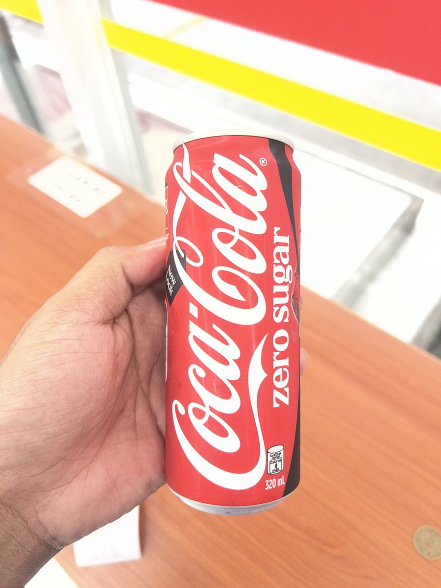 SuiLynch's tweet photo. I love the limited design of Coke Zero 🫪🫪 https://t.co/fKAJb3ibl8