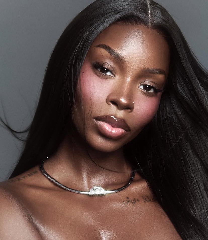 suckaworld's tweet photo. she would have won her cycle of ANTM. https://t.co/XInQG3kO8C