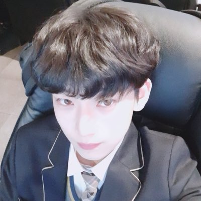 jswn_018's tweet photo. #새프로필사진 https://t.co/NtWXPxzlNf