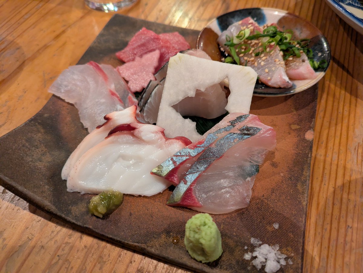 BUBBLE_B's tweet photo. 関西人って東北嫌いなんですかね〜
いい人ばかりだし食べ物もこんなに最高なのに https://t.co/sWZyFqWvZ9